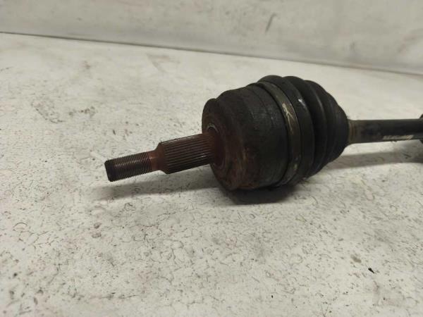 CARDAN AVANT DROIT VW - Vue 2